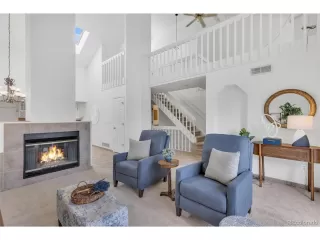 Photo #4: 9306888 Listing 