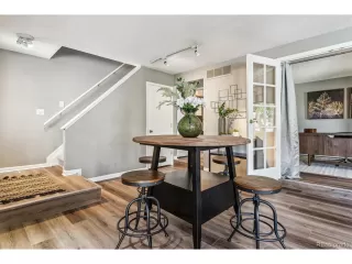 Photo #5: 9308996 Listing 