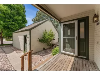Photo #2: 9309341 Listing