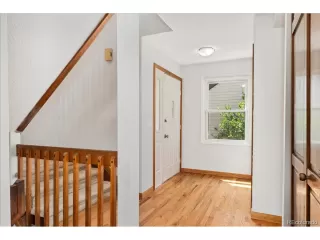 Photo #4: 9309341 Listing