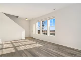 Photo #2: 9309892 Listing 