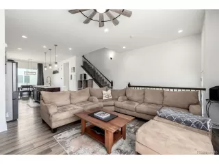 Photo #4: 9310171 Listing 