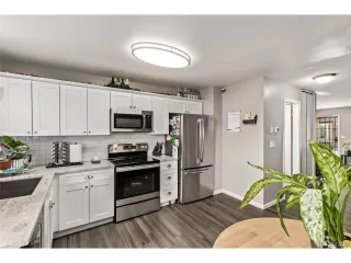 Photo #4: 9312329 Listing 