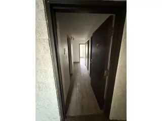 Photo #5: 9312781 Listing