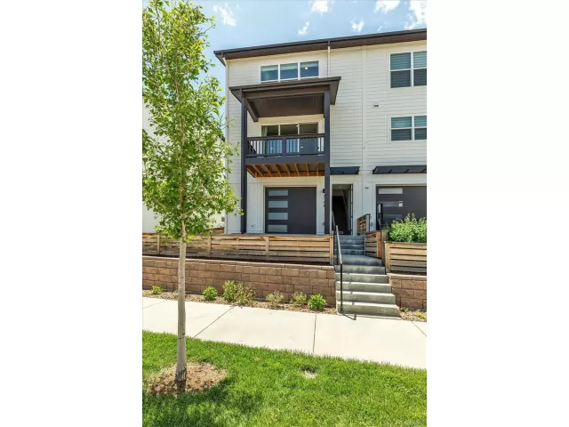 MLS: 9315202 Condo For Sale