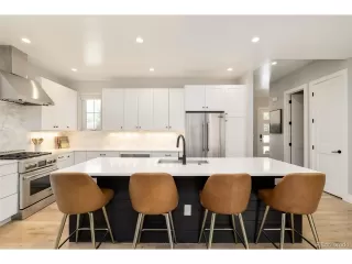 Photo #2: 9316168 Listing