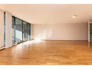 Photo #5: 9317176 Listing 