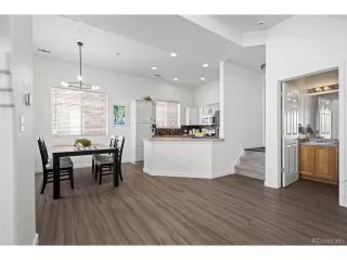 Photo #4: 9317999 Listing 