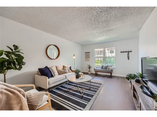 MLS: 9318487 Condo For Sale