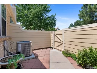 Photo #2: 9318646 Listing