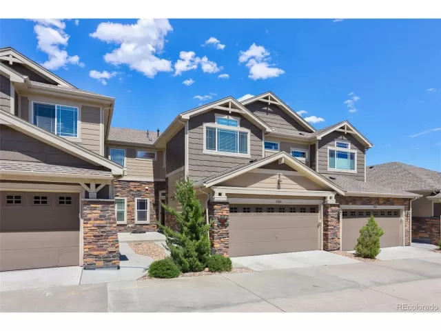 MLS: 9322392 Condo For Sale