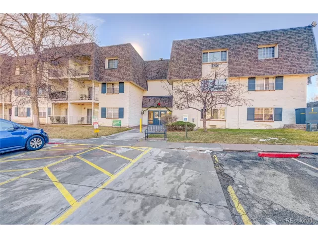 MLS: 9326883 Condo For Sale