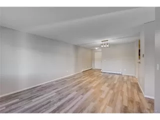 Photo #6: 9326883 Listing 