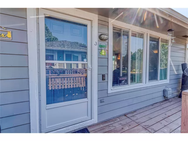 MLS: 9327069 Condo For Sale