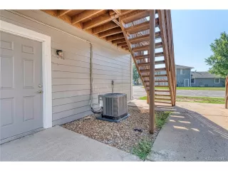 Photo #3: 9327069 Listing