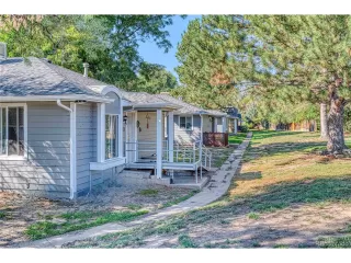 Photo #5: 9327069 Listing