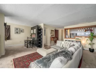 Photo #5: 9327191 Listing