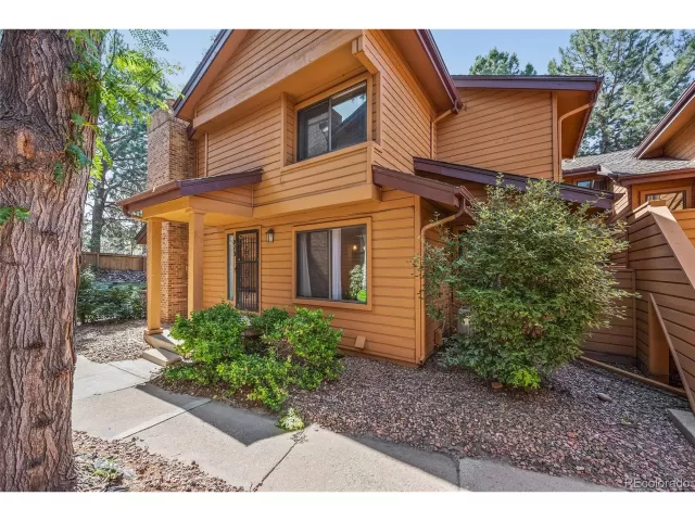MLS: 9328583 Condo For Sale