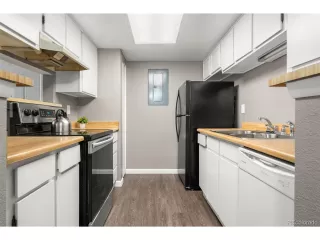 Photo #6: 9331872 Listing 