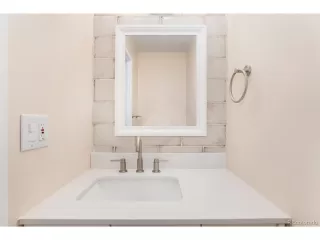 Photo #6: 9332208 Listing