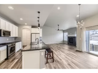 Photo #4: 9333056 Listing