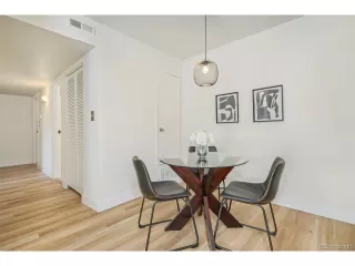 Photo #5: 9335277 Listing