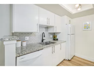 Photo #6: 9335277 Listing