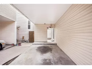 Photo #3: 9336405 Listing