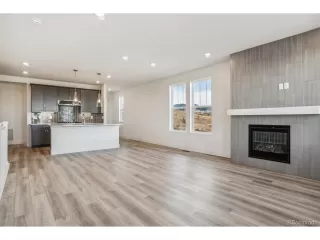 Photo #4: 9338668 Listing