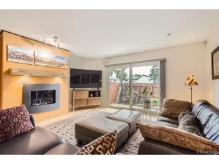 Photo #4: 9338767 Listing