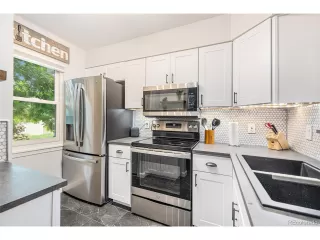 Photo #6: 9339617 Listing 