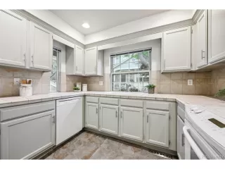 Photo #4: 9340364 Listing 