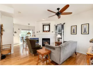 Photo #4: 9340951 Listing