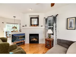 Photo #5: 9340951 Listing