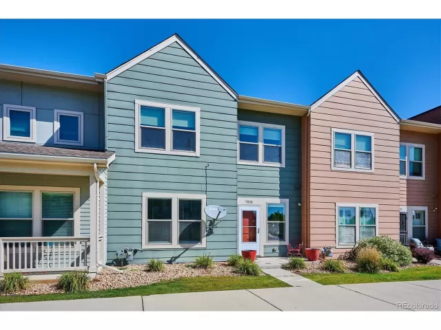 MLS: 9346423 Condo For Sale