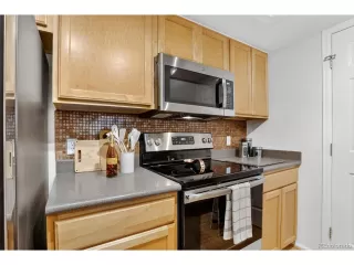 Photo #4: 9348260 Listing 