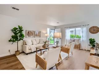 Photo #2: 9356902 Listing