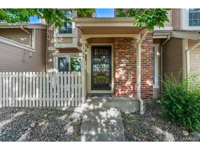 MLS: 9359056 Condo For Sale