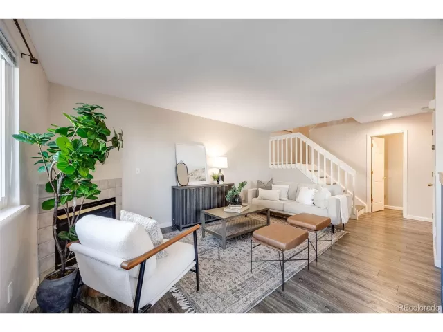 MLS: 9359404 Condo For Sale