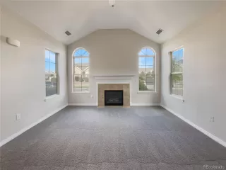 Photo #2: 9361801 Listing 