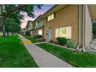 Photo #2: 9366333 Listing