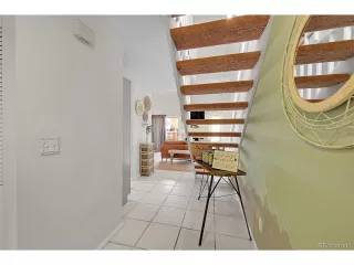 Photo #5: 9367459 Listing