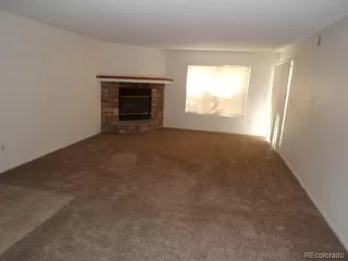 Photo #5: 9370228 Listing