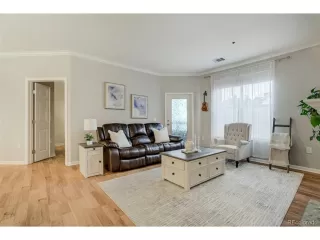 Photo #5: 9371374 Listing