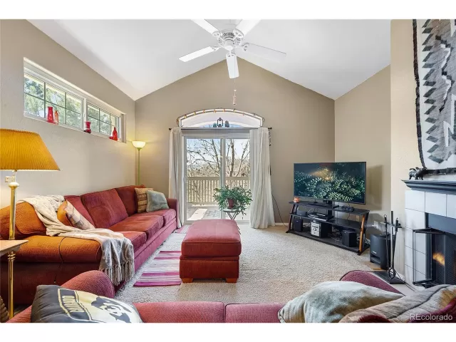 MLS: 9371918 Condo For Sale