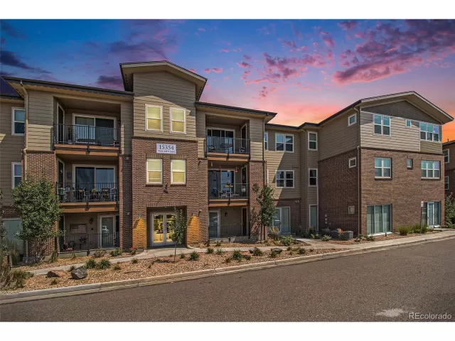 MLS: 9372382 Condo For Sale