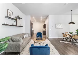 Photo #5: 9372382 Listing 