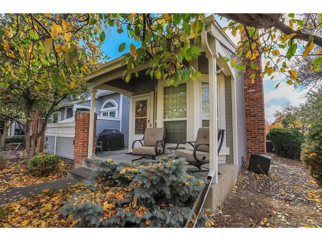 MLS: 9373532 Condo For Sale