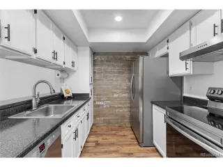 Photo #5: 9374034 Listing