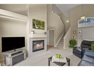 Photo #3: 9375874 Listing